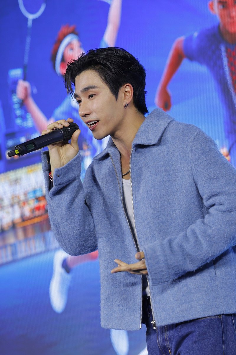 “เพิร์ธ - ธนพนธ์” ปล่อยของกลางลานเซ็นทรัลเวิลด์ แถมโปรยเสน่ห์กระชากใจแฟนๆ จนขึ้นแท่นหนุ่มฮอตไฮเออร์ประจำงาน Champion Your Haier Life
facebook.com/share/p/18BveX…

#Haier #HaierThailand 
#HaierThailandPopUp #ChampionYourHaierLife #HaierPopUpxPerth #PerthTanapon