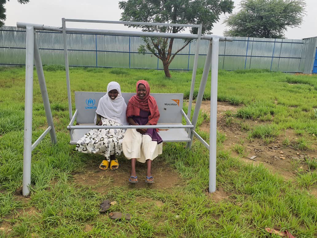 UNHCRinSudan's tweet image. From play therapy to safe learning spaces 📝, Multi‑Purpose Community Centres in #Darfur are giving displaced children 🧑‍🧒‍🧒 a chance to learn, heal and thrive.

In 2025, over 48,000 girls and boys took part in child‑friendly activities across all states in Darfur.

#Sudan🇸🇩