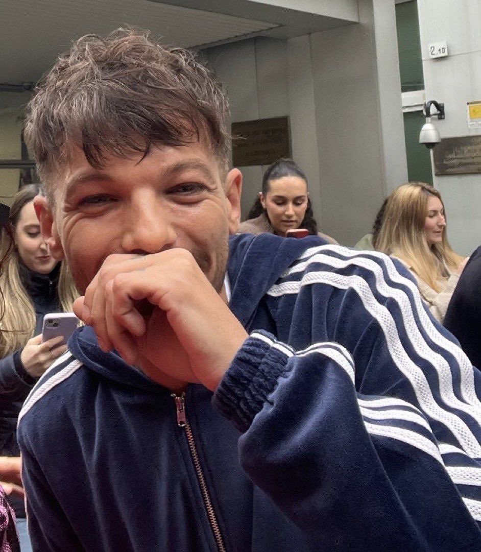 i miss louis so much come home