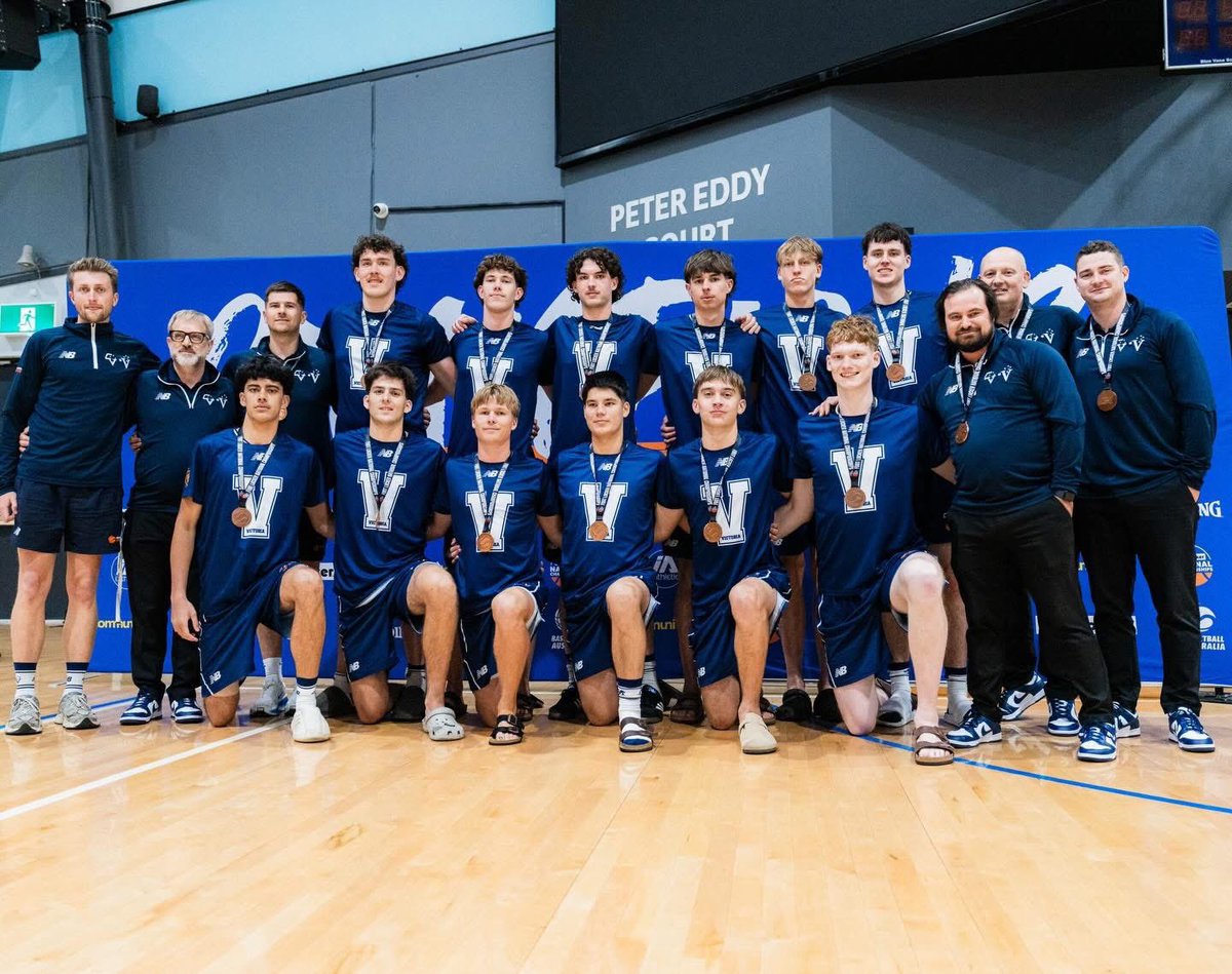 Thomas Lea tweet media