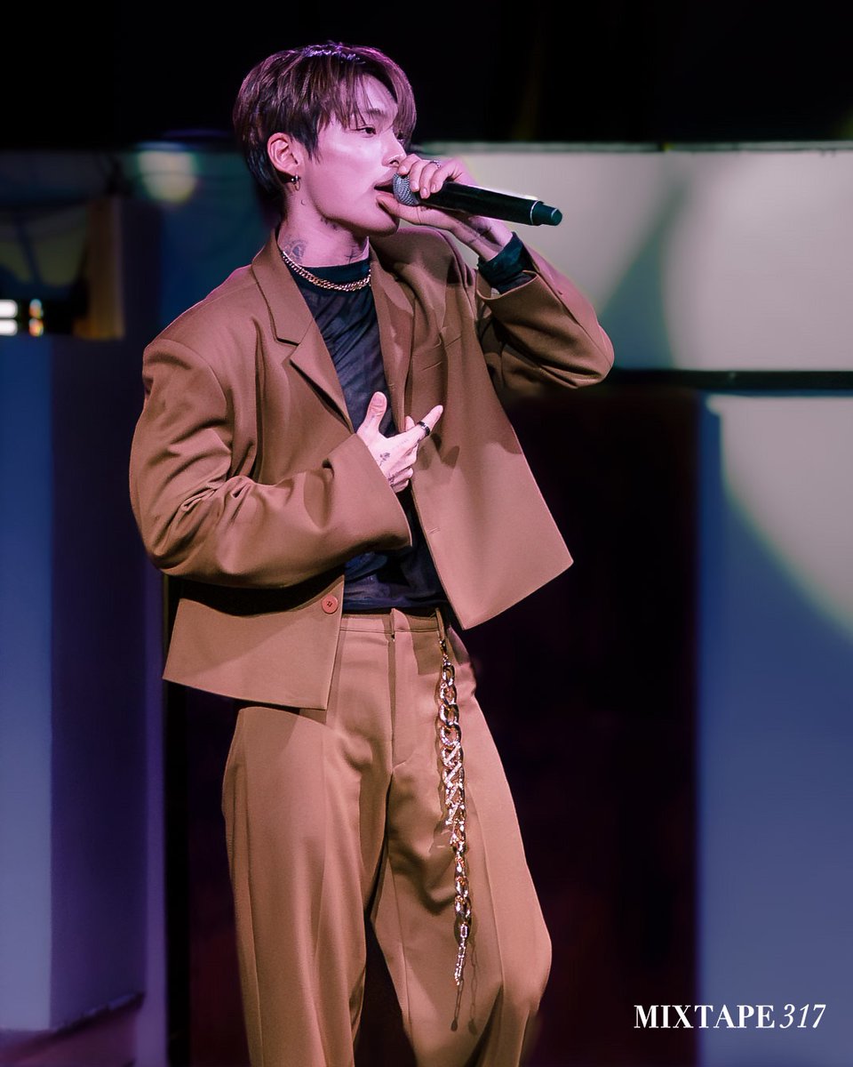 PJH_Updates's tweet photo. [📷] - MIXTAPE 317 official Instagram update with JUNHEE ♥️ 

"JUNHEE INTO THE OCEAN at Club Dada in Dallas 

Check out our full gallery and concert recap at link in bio! ✍🏼📸 EC Stanzel @imjustec"

(1/2) 
#JUNHEE #준희 #박준희 #ジュンヒ #ParkJunhee #ACE #에이스  #JUNHEEinDALLAS #IntotheOcean
#JUNHEETourinUS