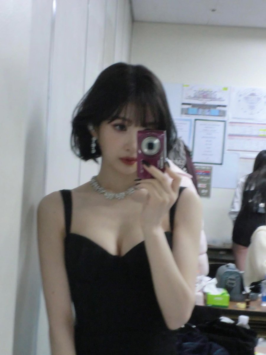 joystgrm's tweet image. [INSTAGRAM POST] - 14P1V

🐈‍⬛🩶🩶
instagram.com/p/DUPX7uAkrDm

@RVsmtown #RedVelvet #레드벨벳 #Joy #조이  
260202 · 12:20:19 KST