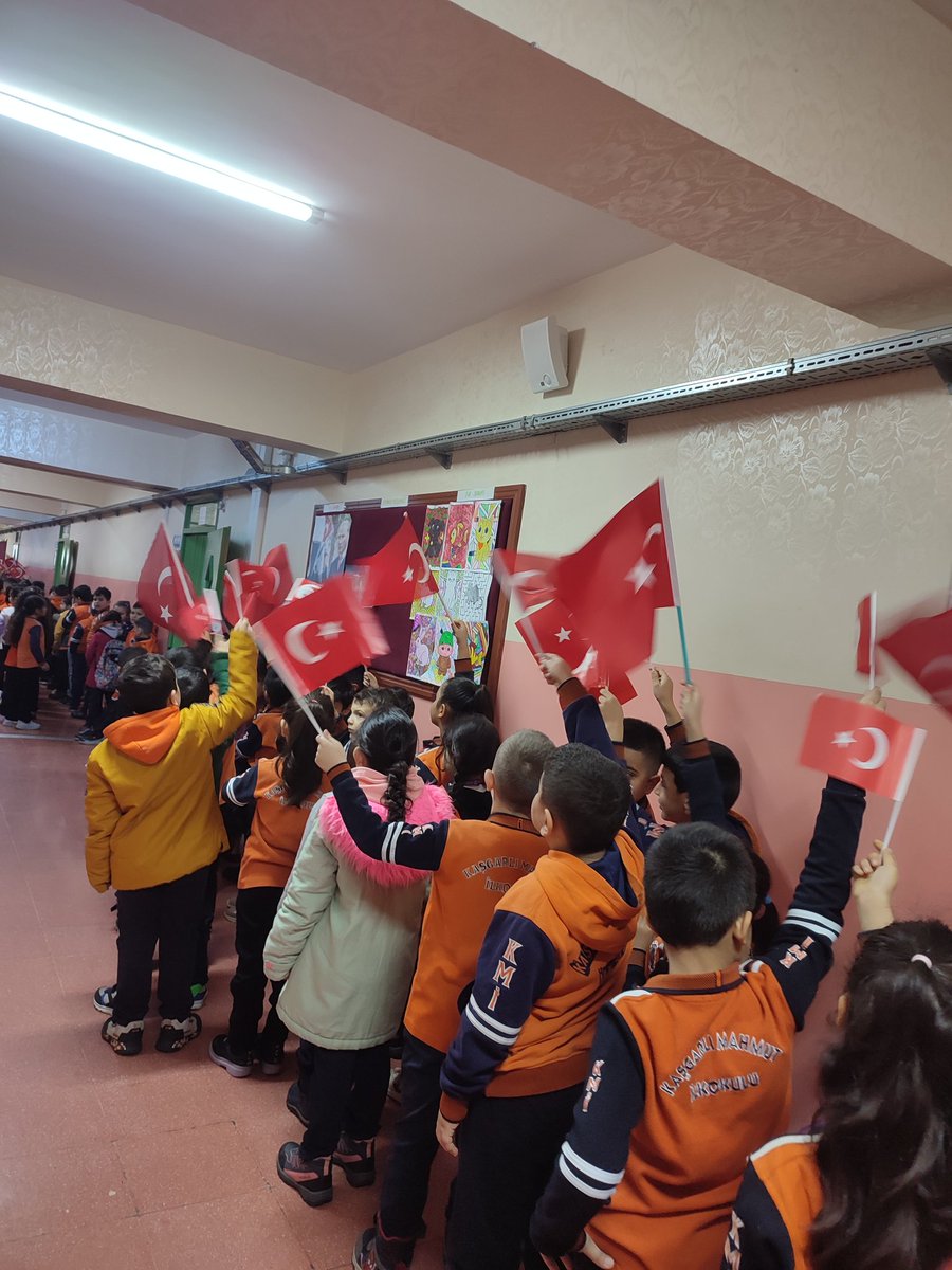 Kaşgarlı Mahmut İlkokulu tweet media