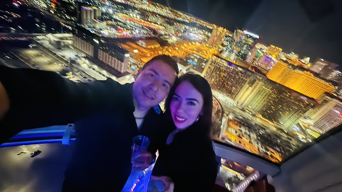 Mauricio_Gallo's tweet photo. Parte 2 @ma_feer1 #Sphere #HoneyMoon #Vegas https://t.co/9hGShus91X