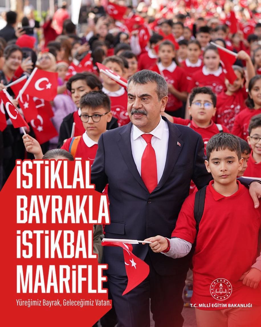 İlk Dersimiz “Bayrak Sevgisi” 🇹🇷

 2025-2026 Eğitim-Öğretim Yılı ikinci döneminin ilk haftası, okullarımızda Bayrak Sevgisi temasıyla başlıyor.

#BayraklaBaşlayanOkul 🇹🇷

<a href="/tcmeb/">Millî Eğitim Bakanlığı</a> <a href="/Yusuf__Tekin/">Yusuf Tekin</a> <a href="/GurhanCokgezer/">Gürhan Çokgezer</a> #bursamem