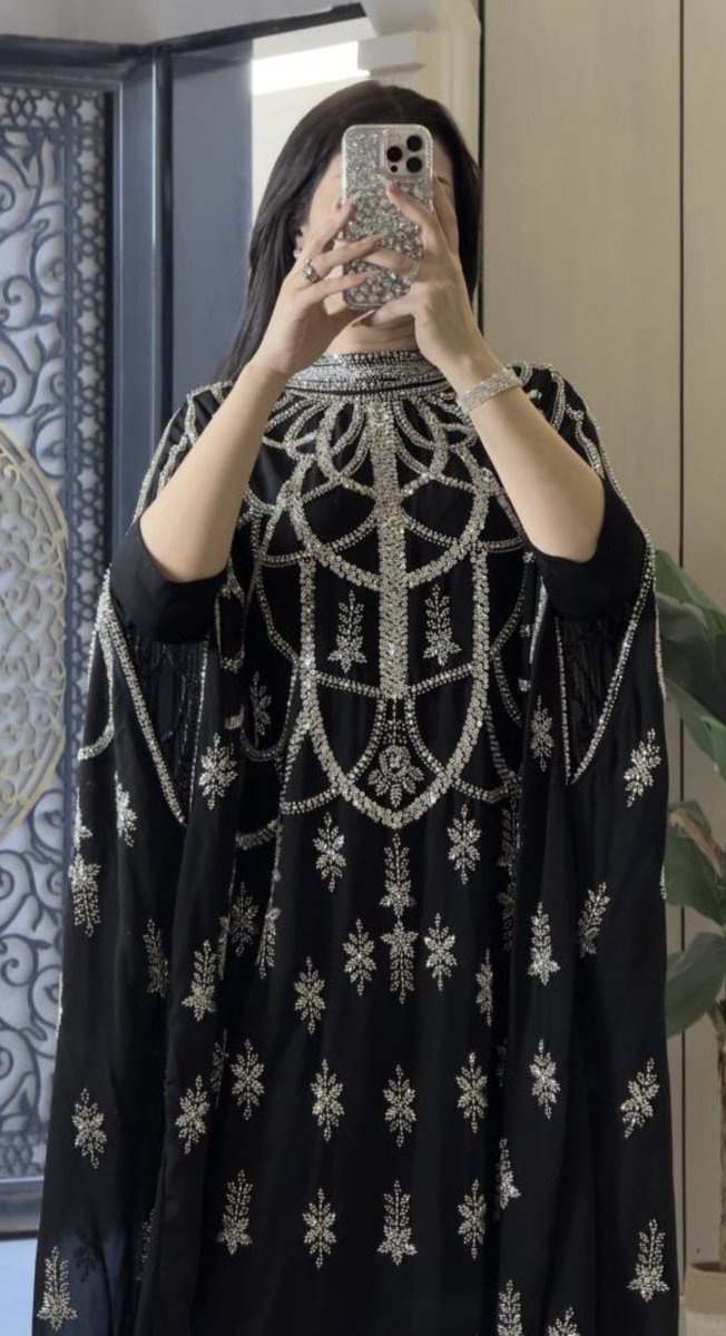 فاشونِك ✨ tweet media