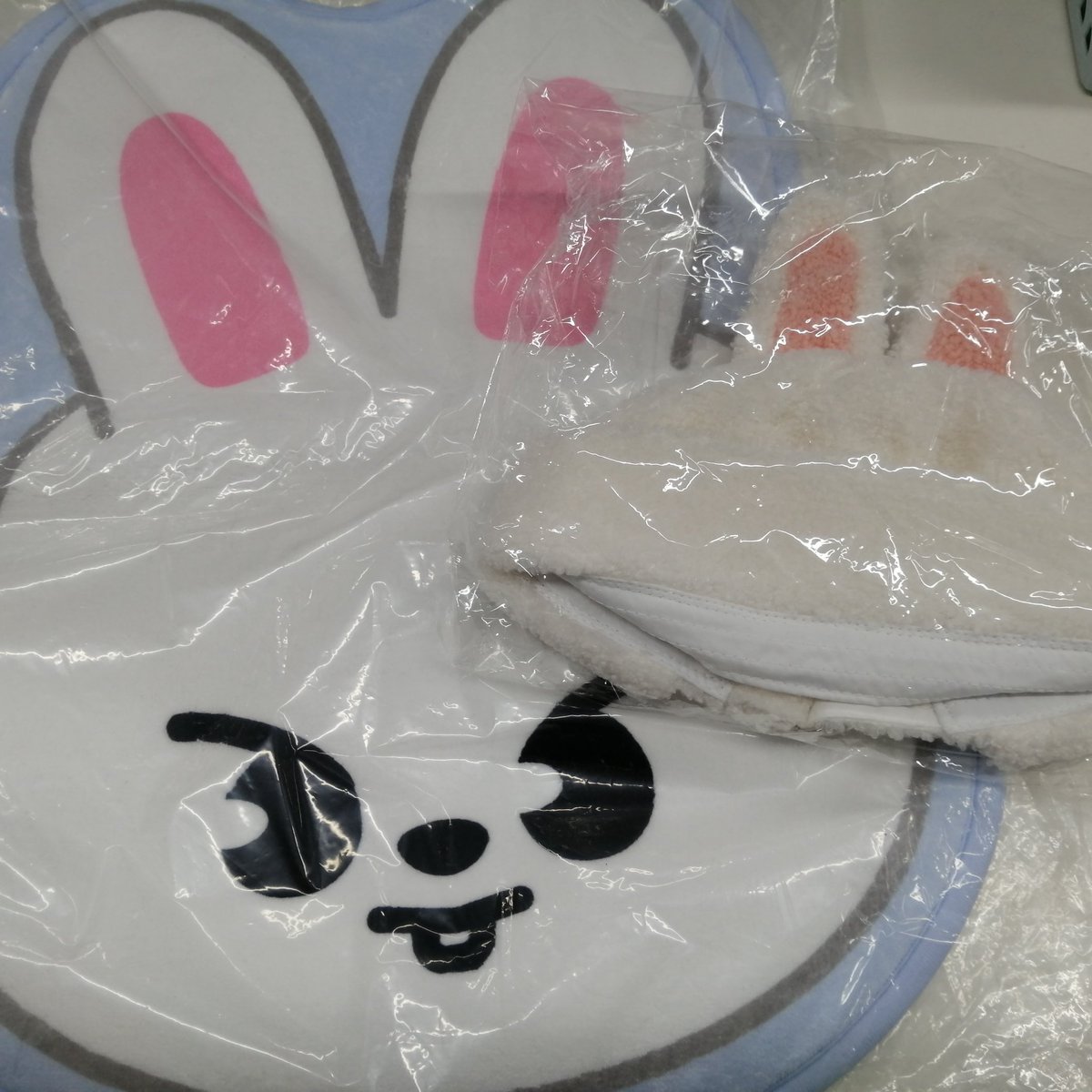 StrayKids #스트레이키즈 【入荷情報】 ウルフチャンとリービットの