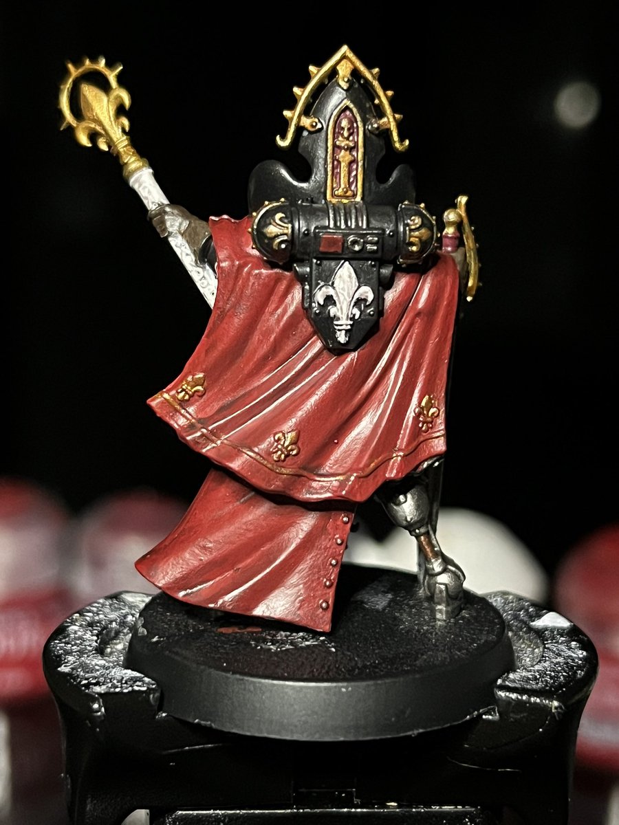 Crusader084's tweet photo. The Canoness is battle ready
#wh40 https://t.co/NcdZQqv7Jj