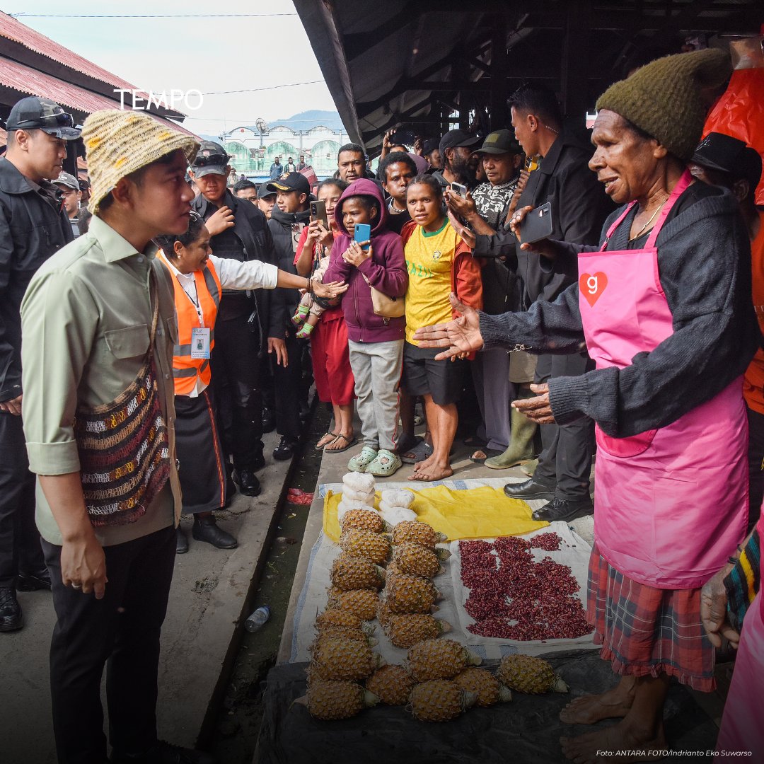 Pedagang Pasar Potikelek Tolak Bantuan Beras dari Gibran