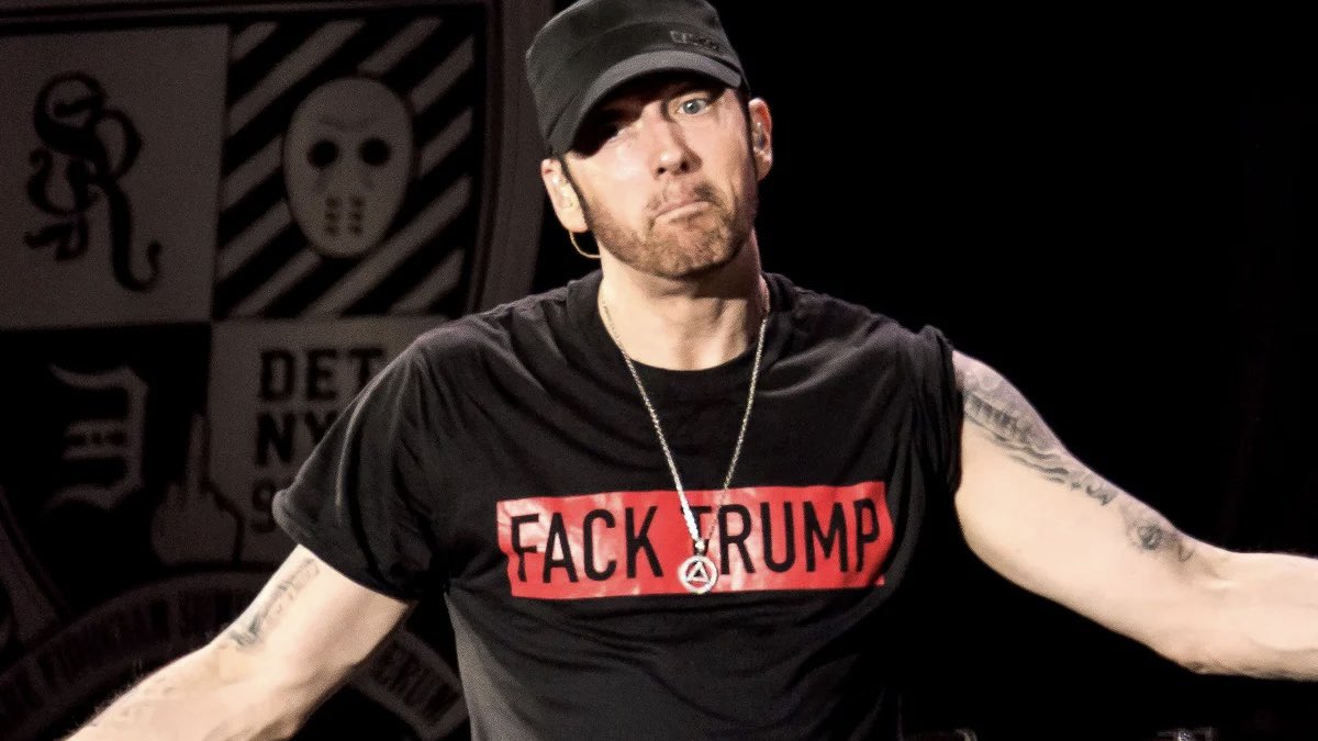 TheDeminemShow's tweet image. “that’s how disconnected you are when you grow up in a drug-addicted household” sure thing…