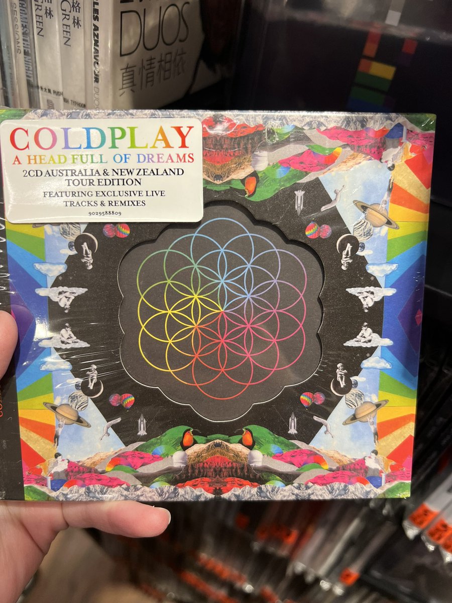 feefil 🦧🌙 tweet media