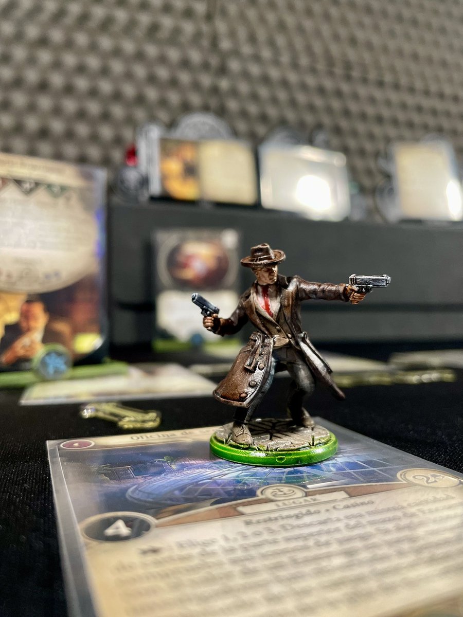 tonipinel's tweet photo. Lista de tareas de la semana: 1.Probar mazos 2.atracar el casino que tenía pendiente 3.dejarlo todo fino para el próximo súper evento de @terretainnombra #tonymorgan #darrellsymons #arkhamhorrorlcg https://t.co/SHkah8t4au