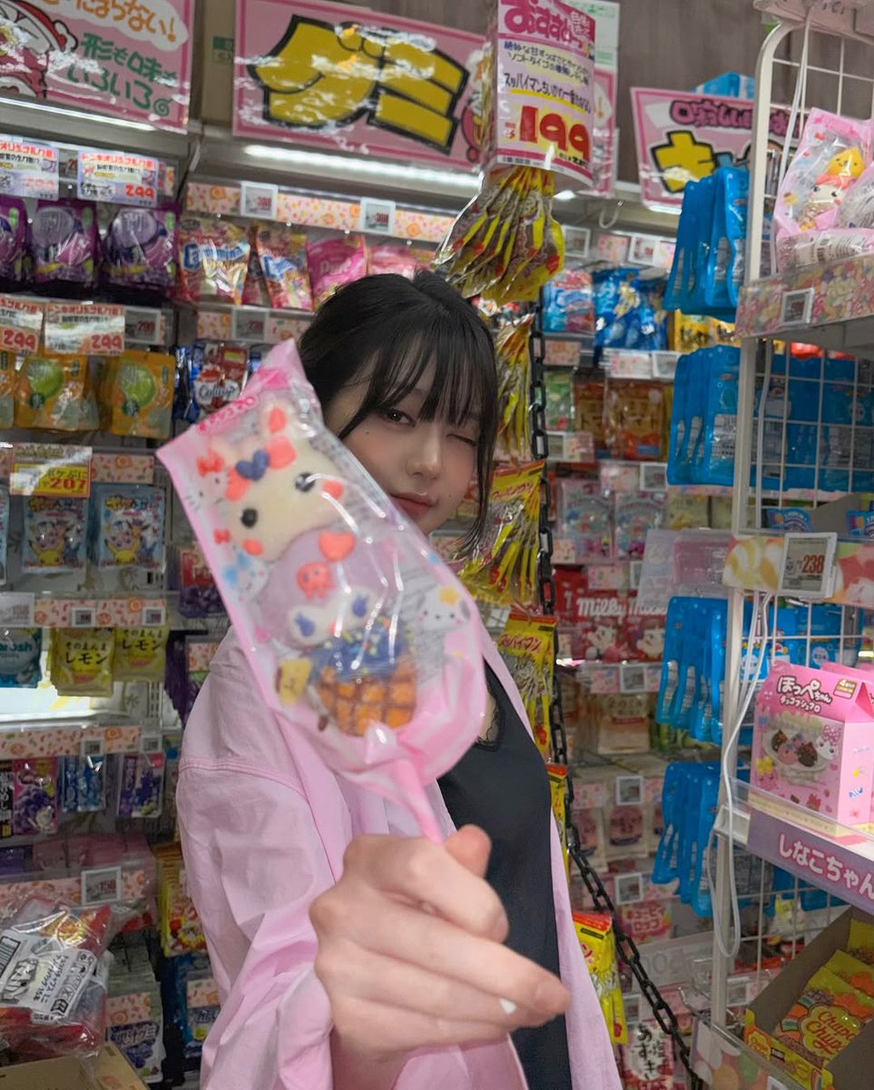 soft pink days feel sweeter when i'm wandering through little souvenir corners, letting my fingers find the cutest candy (๑ᵕ⩊ᵕ๑)♡ the world feels so gentle here — pastel wrappers, tiny sparkles, and a sweetness that melts like a secret on my tongue.