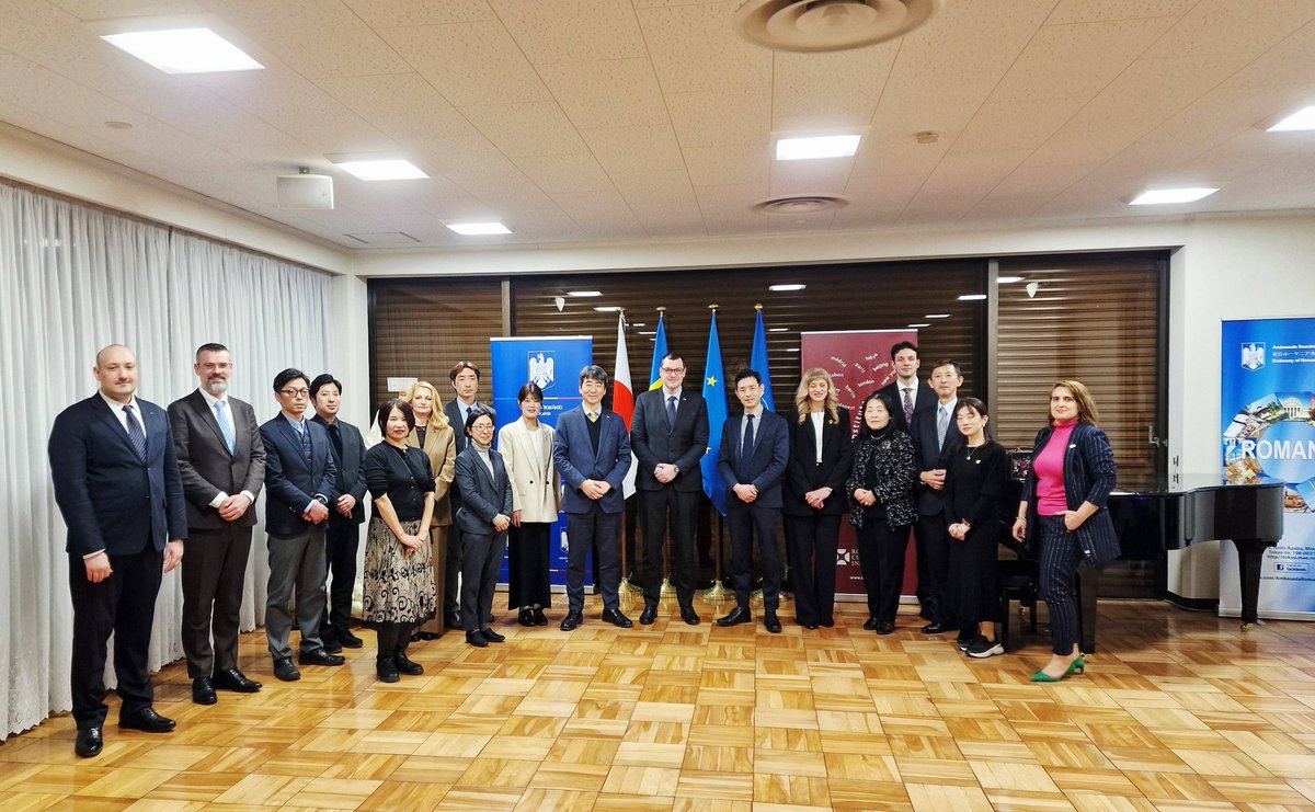 AmbRaetchi's tweet image. 「東京の国際スーパーのメッカ」と称されるナショナル麻布スーパーマーケットと、東京圏を拠点とするルーマニア人生産者および日本市場での成長が見込まれるルーマニア産品の輸入業者を対象としたマッチングイベントを開催いたしました。本イベントでは、ルーマニアの経済・文化プロフィールの紹介に加…