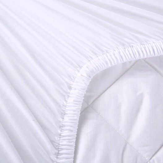 digetextile's tweet image. This sleek white bed skirt boasts a classic diamond stitch pattern and stretchy elastic edges for a snug, wrinkle-free fit. It elevates your bedroom’s polished look and protects your mattress from daily wear and tear.🛏️ dglinen.com #BeddingEssentials  #HomeTextiles