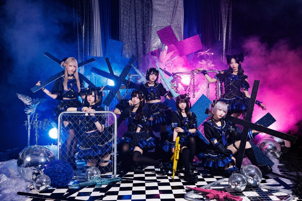 𓏴⤬ #VVSiS LIVE情報更新 ⤬𓏴
2月8日(日)
【女性限定LIVE】
『Girls place to be. vo.1 in池袋harevutai』

🏰場所：池袋harevutai
🕒時間：開場17:00 / 開演17:30
🎫値段：前方4,000円 / 一般1,000円(D代別)

✖️VVSiS出演時間✖️
LIVE：18:50-19:15
特典会：20:10-21:30(終演後“別会場A”)