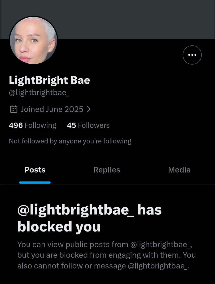 Lol dumb ass racist b got triggered and ran away in defeat. 😂😂😂😂
