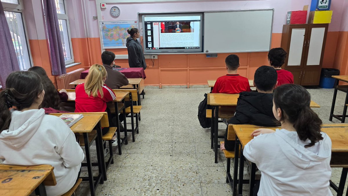 #BayraklaBaslayanOkul 
<a href="/samsunmem/">Samsun İl Milli Eğitim Müdürlüğü</a> 
<a href="/ilkadimilce_mem/">İlkadım İlçe Milli Eğitim Müdürlüğü</a> 
<a href="/zerersoy1/">özer ersoy</a>