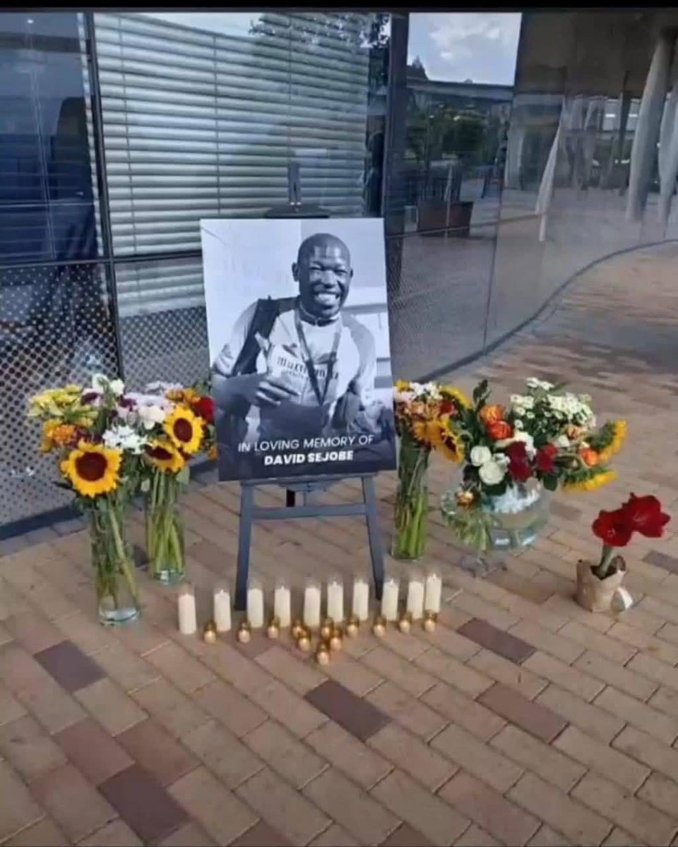 Rest in peace, David. Your smile and laughter will be missed by your Fidelity colleagues. For 12 years as a Security Officer, your positivity brightened our days. 

Our condolences to David's family, friends, and colleagues. 

#DavidSejobe #RestInPeace #Fidelity