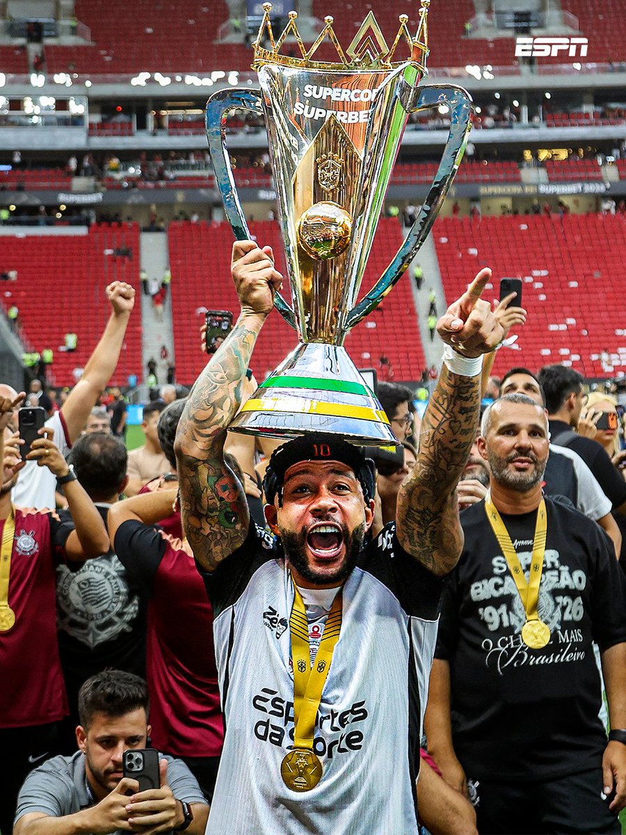 Memphis Depay wint de Braziliaanse supercup met Corinthians 🏆🇧🇷