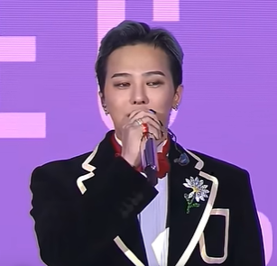 Eunwoo💜D-359    ウヌ支援の輪を広げるために💕

自分への批判も恐れずに声を上げてくれたArden ChoさんやG-DRAGONさんら著名人の力も借りながら、名もなき世界中のROHAsがウヌ支援の発信をし続けること😊
がんばるからね、ウヌ🥰
#CHAEUNWOO <a href="/CHAEUNWOO_offcl/">CHA EUN-WOO OFFICIAL</a>