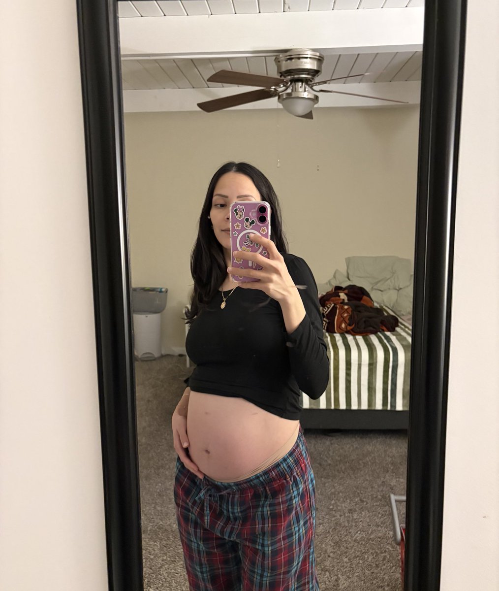 FerGil6's tweet photo. 34W Bby Elise🩷✨ https://t.co/dmxlxbAkqB