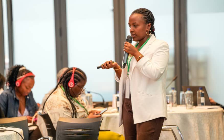 UNWomenBurundi's tweet photo. From coding to hope: 🌍📷 Ange Brunella Iyokwizera, a young #Burundian, discovered the power of technology through African Girls Can Code (@AGCCIAfrica_1), funded by the #Kingdom of #Belgium via @UNWomenBurundi. .” It inspired me to launch #FarmConnect, to support local farmers" https://t.co/dAVNO02nem