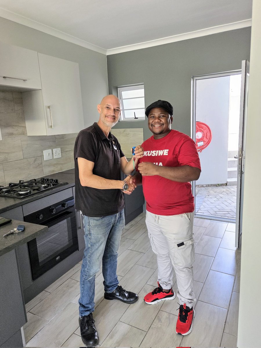 IG:MasizoleSukwana 🇿🇦 tweet media