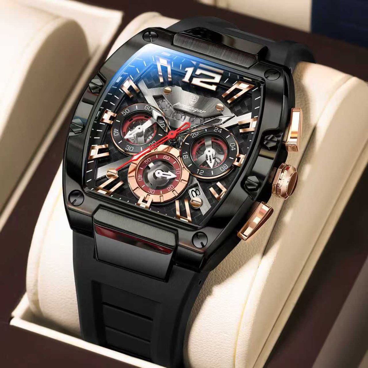 Cove_ng's tweet photo. Rubber strap poedagar 

₦40,000

Location Lagos 
Nationwide delivery 

Please RT https://t.co/3HCGkAdalW