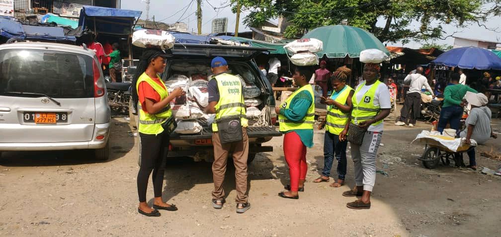 A day with our sales team: taking the BleagLee message to homes and businesses.
 #WasteManagement #Recycling #ZeroWaste #Sustainability #EcoFriendly #WasteToWealth