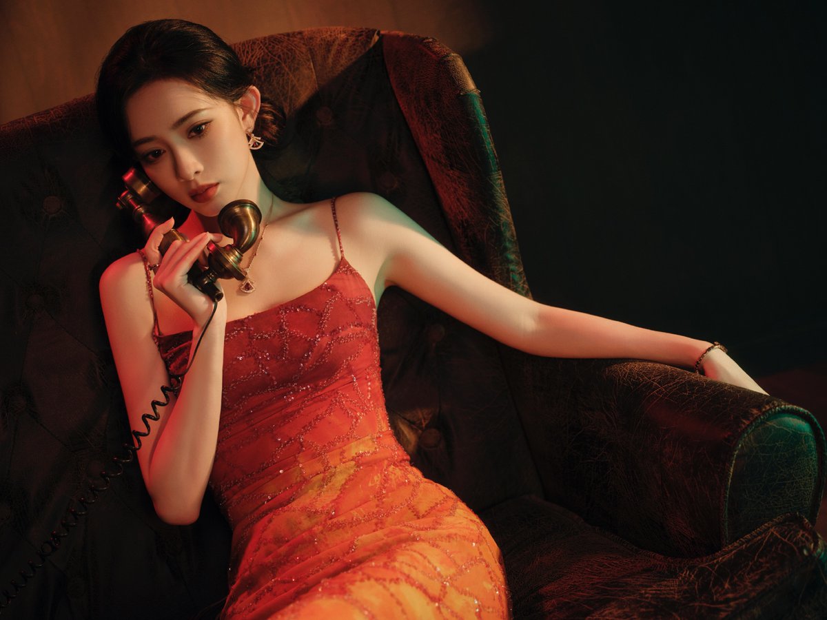 bai_lu_twh's tweet photo. #MengZiyi #ZoeyMeng #孟子义 🇨🇳💘💘💘
Meng Ziyi in second look for Tencent Video All Star Night 2025
#2025TencentVideoAllStarNight
📺#RoyalRumors
📺#Blossom
📺#ThePrincessGambit https://t.co/hNiNXoa6Rn