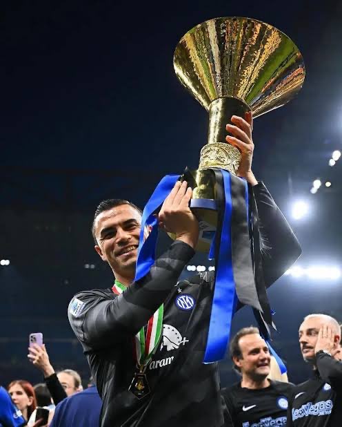 EnjoyInter's tweet photo. 🚨 The element that saves Inter is the behavior of Audero; the firecracker incident did not affect the course of the match, so the result will be ratified: in addition to a hefty fine for the club, the Curva Nord risks closure for one or more matches.

📰 @Gazzetta_it https://t.co/MoL0FAn12a