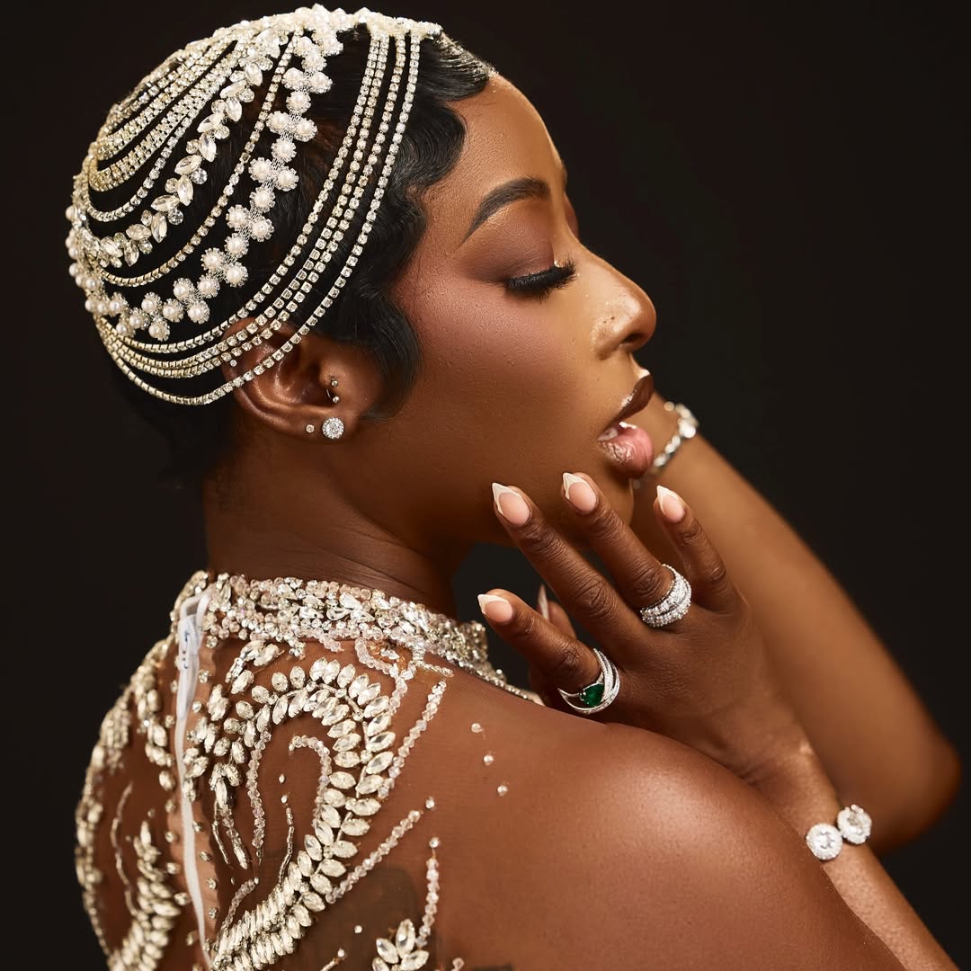 DOWNTOWN tweet media