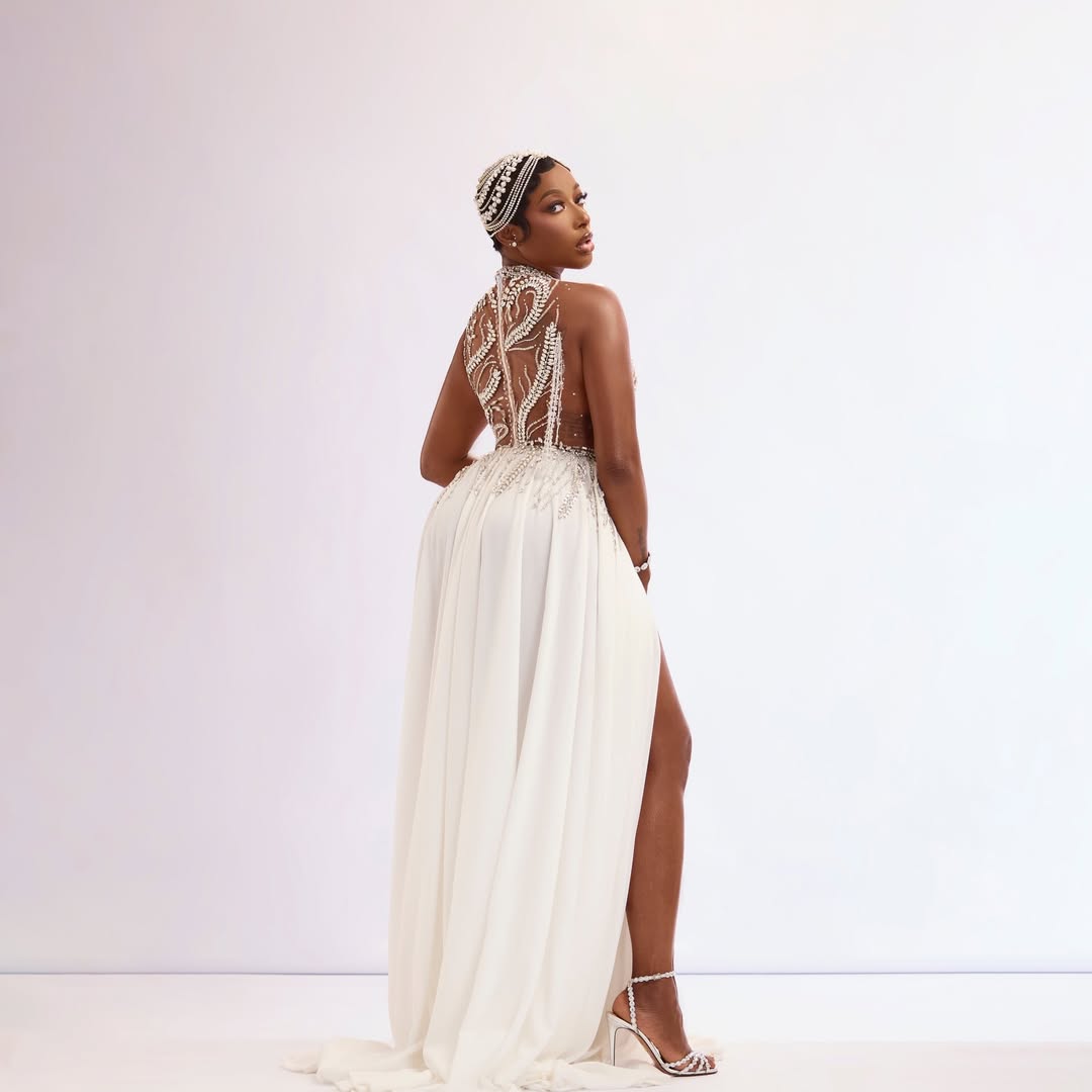 DOWNTOWN tweet media