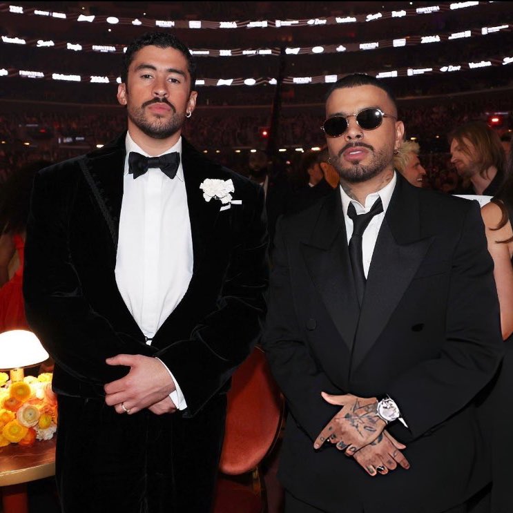 starkstorms's tweet image. yo me atrevo con benito y con rauw