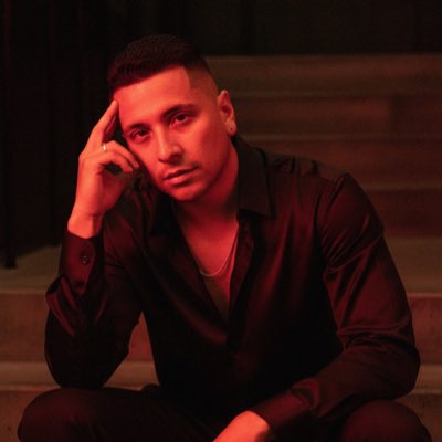 Roomaann's tweet photo. #NuevaFotoDePerfil https://t.co/hvQvMpTQAu