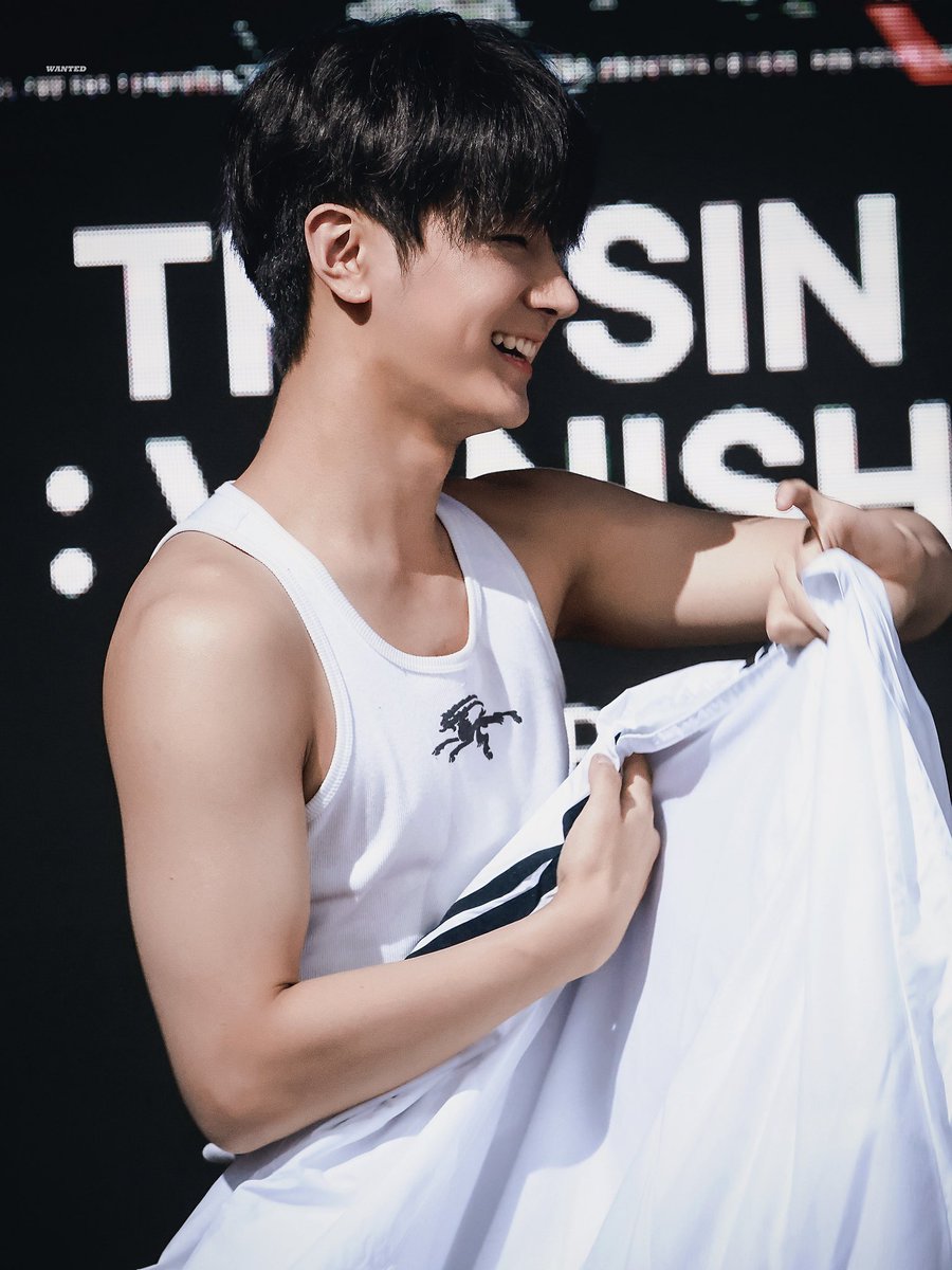 ohgawdjay's tweet image. 🫨