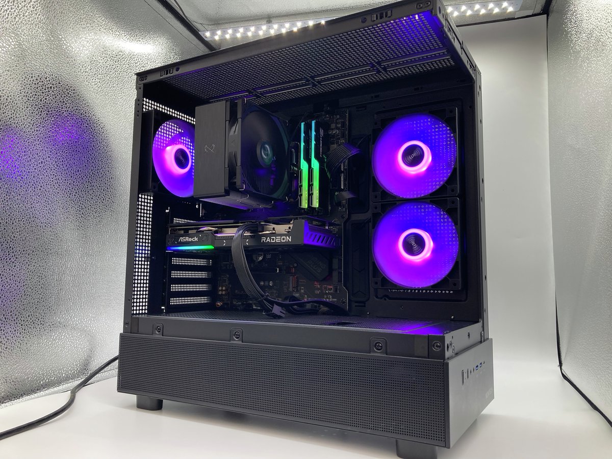 dospara_hamam's tweet image. こんばんは！ドスパラ浜松店です🖥️✨

皆さんのメインPCのメモリ容量はどれですか？
① 8GB以下
② 16GB
③ 32GB
④ 64GB以上