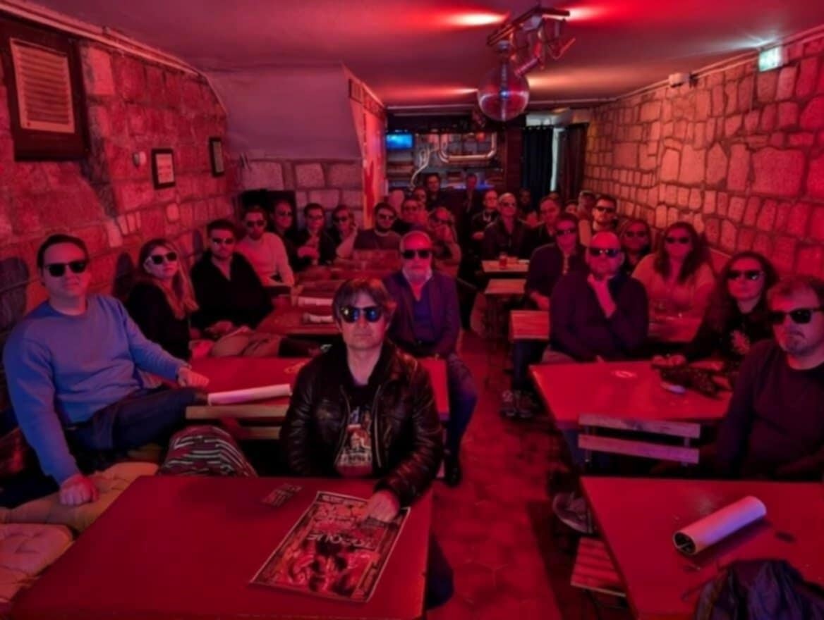 Merci à toutes et à tous d’être passés Vendredi soir (photo non contractuelle).
On se retrouve bientôt pour de nouvelles aventures…