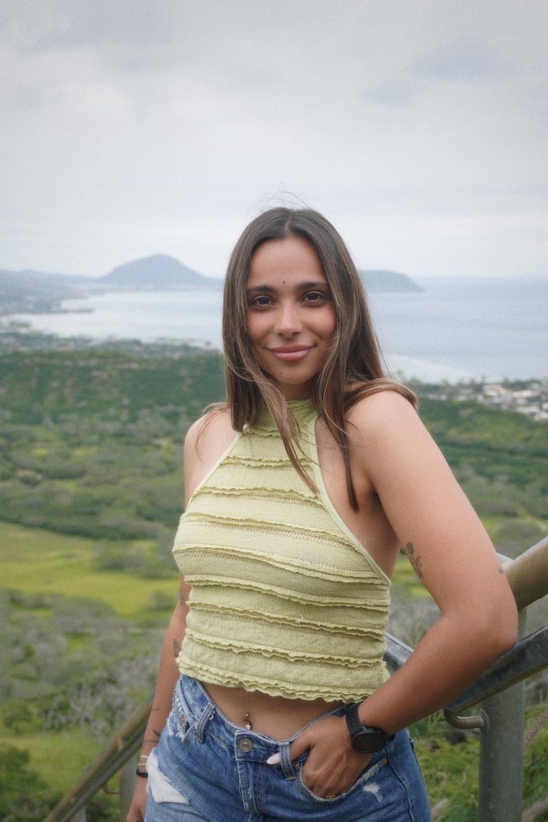 Carla6998's tweet photo. Hawaii se queda un trocito de mi 🌸 https://t.co/eROcXbftYG