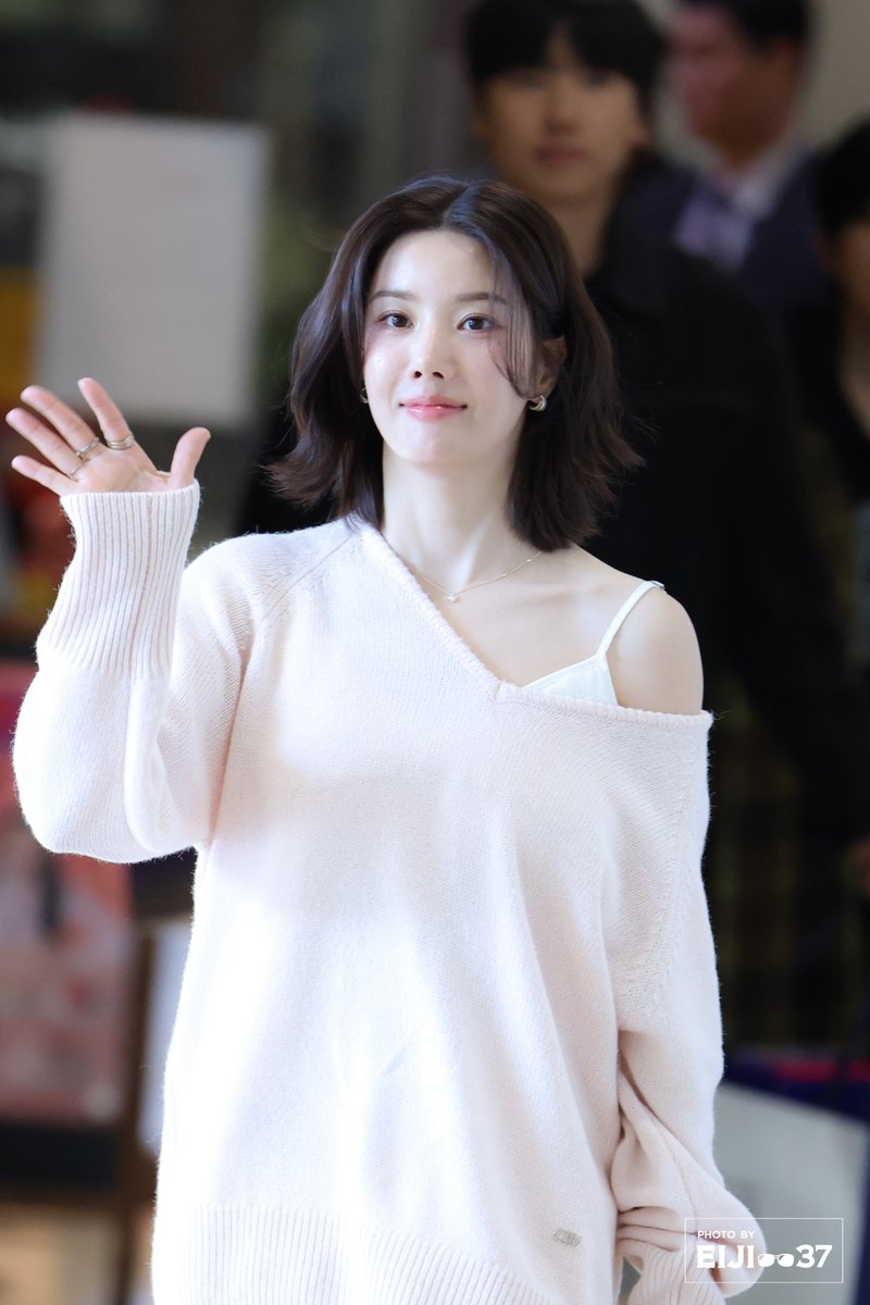 260202 권은비 베리밤 소셜파티 퇴근 preview 🥐✨
<a href="/KWONEUNBI/">권은비 (KWON EUNBI)</a> 
#은비 #Eunbi #ウンビ #권은비