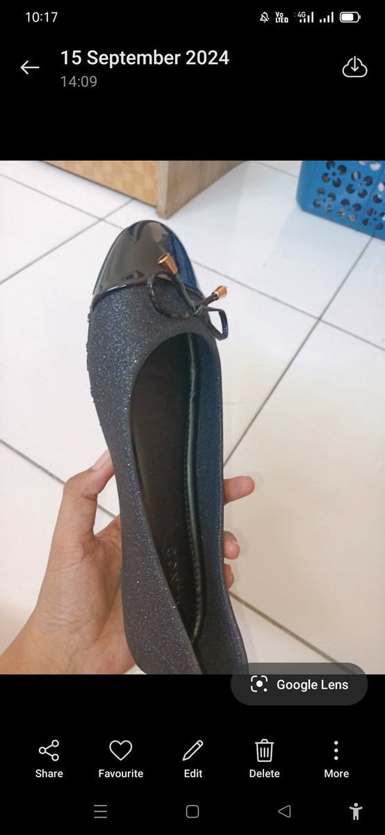 hopenov28's tweet image. gengsss, ada yg punya flatshoes kek gini gak merk WINOD 
kalo ada yg punya, aku mauuu
terimakasih...
#winod #WTB #wanttobuy #flatshoes