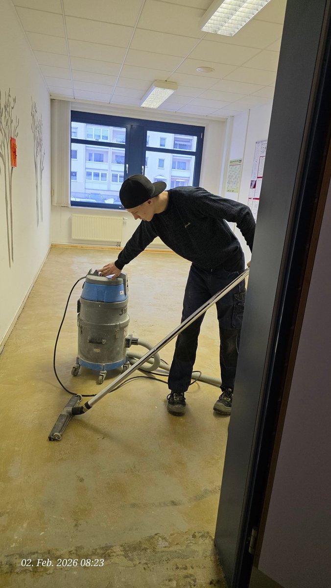 Hilfe ist auch wieder mit am Start.