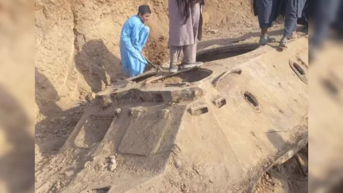 طالبان تانک های دوران شوروی را در ولایت هلمند کشف کردند