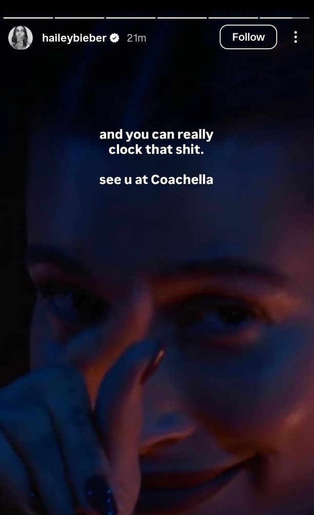 She thinks she is the talented one, who makes him sing &amp; that she is the one who booked Coachella for him…. And that somehow clocked some imaginary people. 

Who is she beefing with rn? 😭😭😭😭