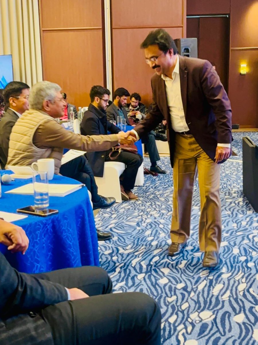 MosChip® tweet media