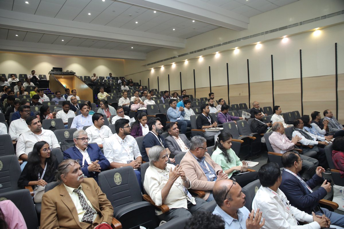 IndianStandards's tweet photo. Illuminating the Future of Lighting Standards in India.

In this series of organizing awareness programs, the second program was held on 30 January 2026 at VJTI, Mumbai, jointly organized by the Bureau of Indian Standards and ELCOMA.

#ELCOMA #NationalLightingCodeofIndia #BIS https://t.co/osOahkXJQC