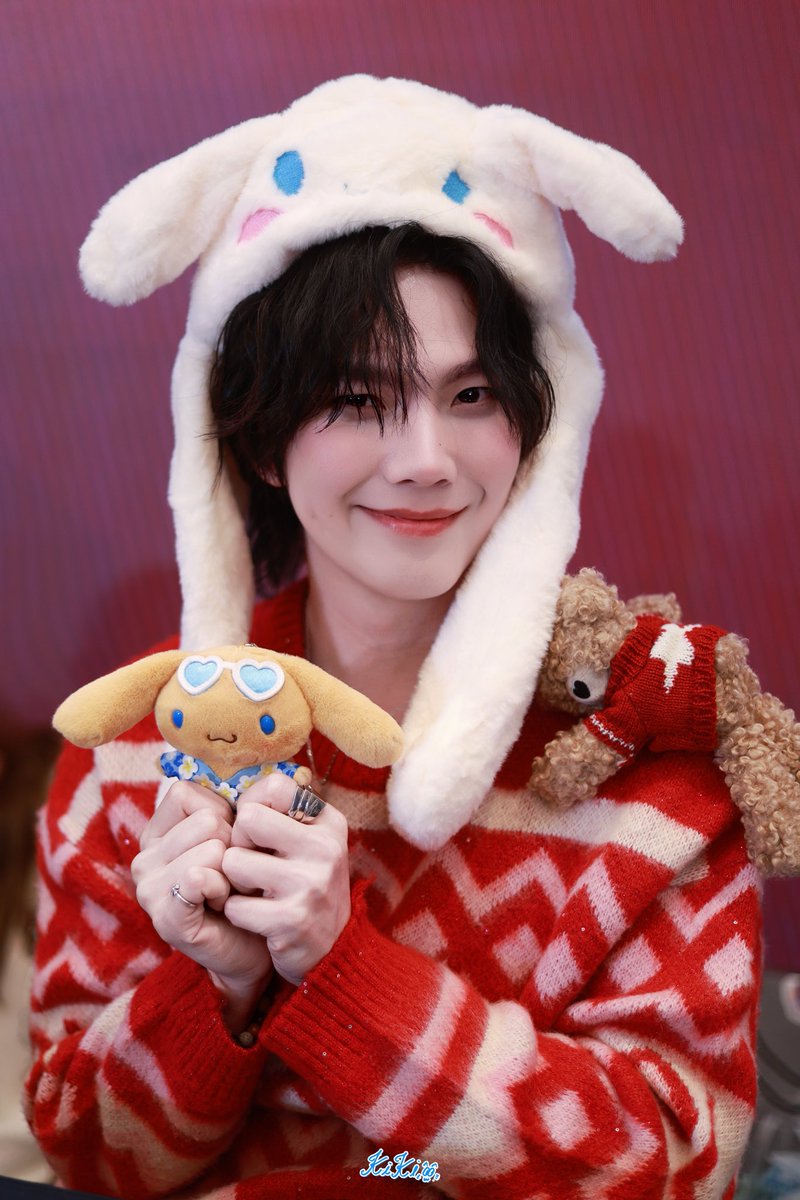 No one brings me more joy than you. As long as you are here, I am here. I just want to see you again soon🥰💙🫶

#Beyourluve 
#BuildJakapan
<a href="/JakeB4rever/">BIU.</a>