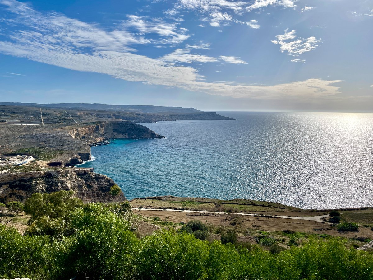 Real projects often look boring early.

No hype.
No noise.
No excitement.

That’s usually the signal.

#Crypto #LongTerm #Builders