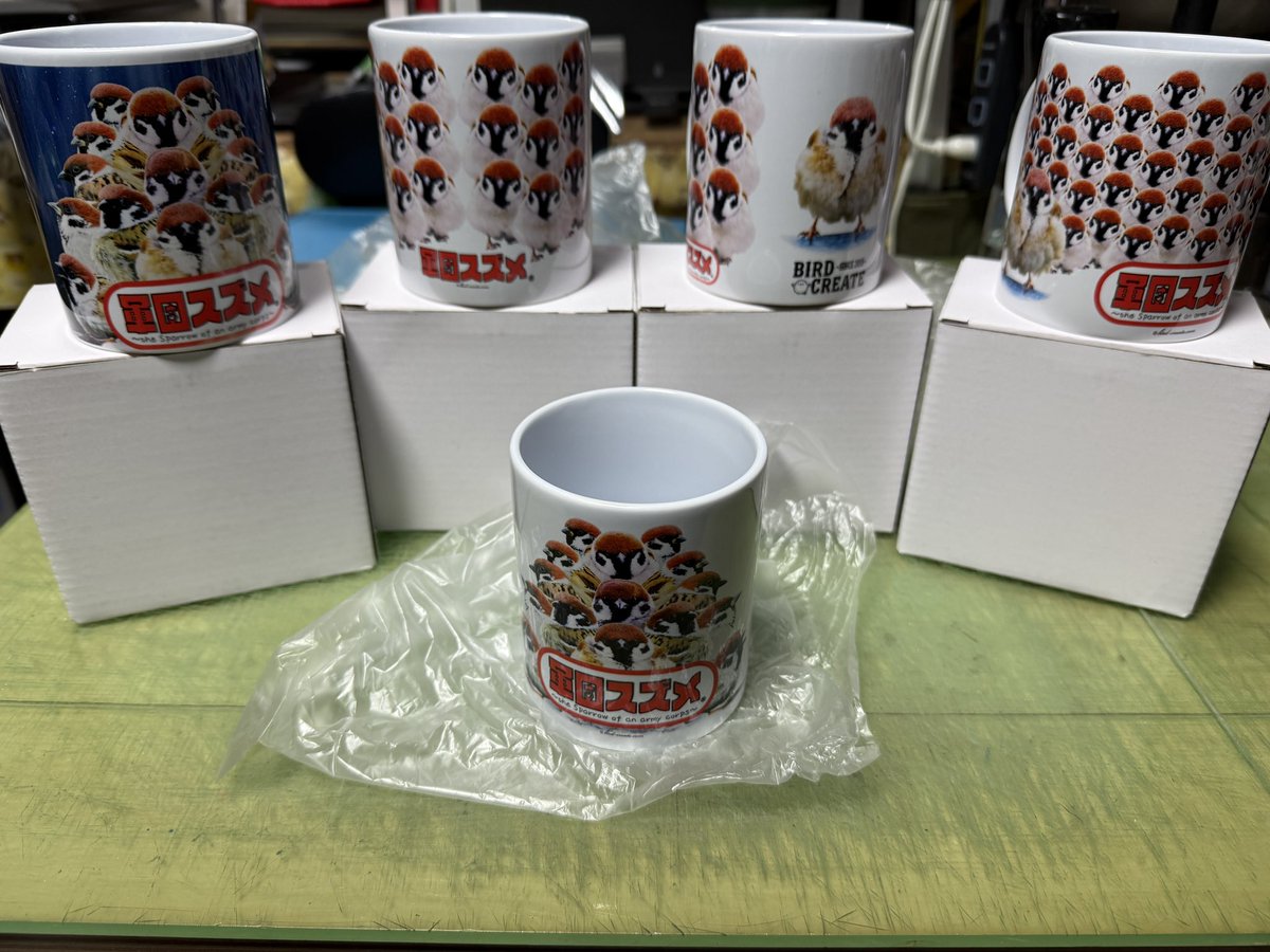 クロネコヤマトさんの60サイズのダンボール箱📦だと、エアクッションで